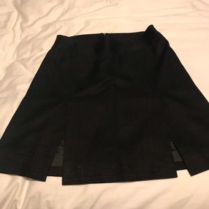 💯 Authentic Dolce and Gabbana black skirt